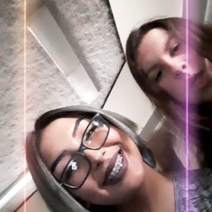 Meet your Posher, Ari